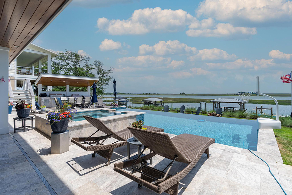 24 Waterfront Pool