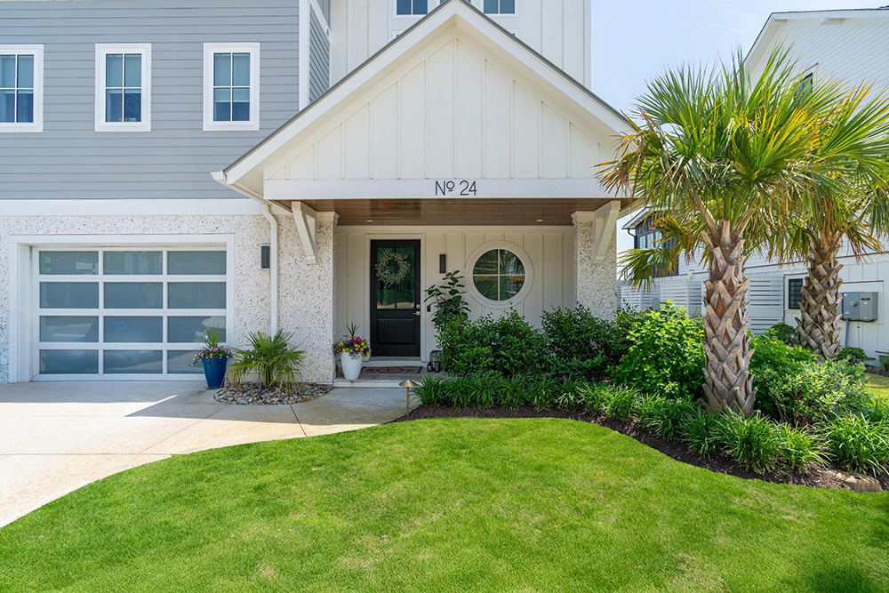 Waterfront Front of Home