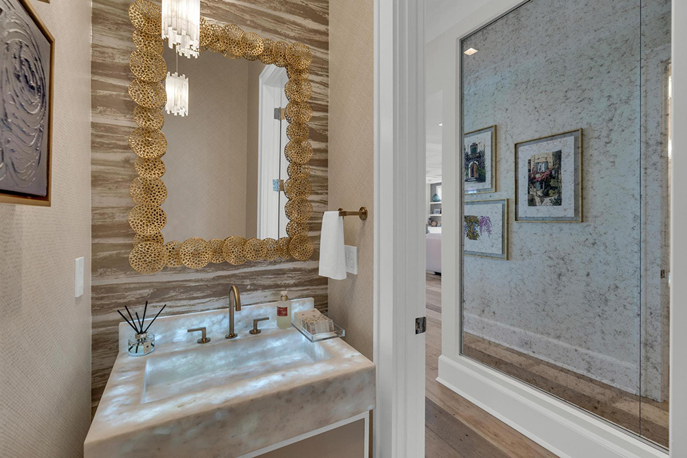 6 Pelican Drive Bathroom