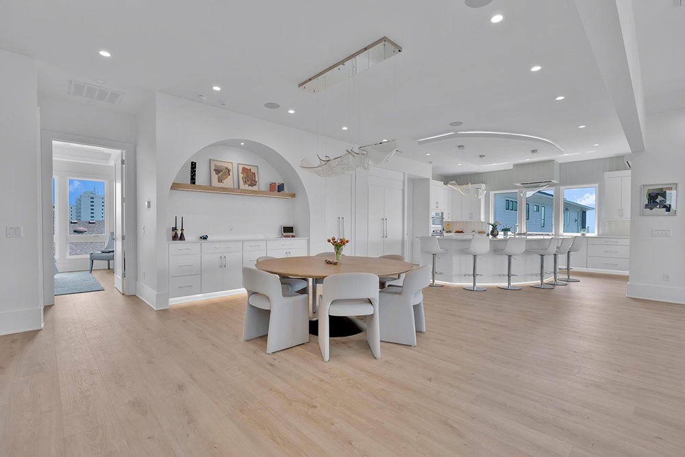 7 Crane Street Kitchen & Dining