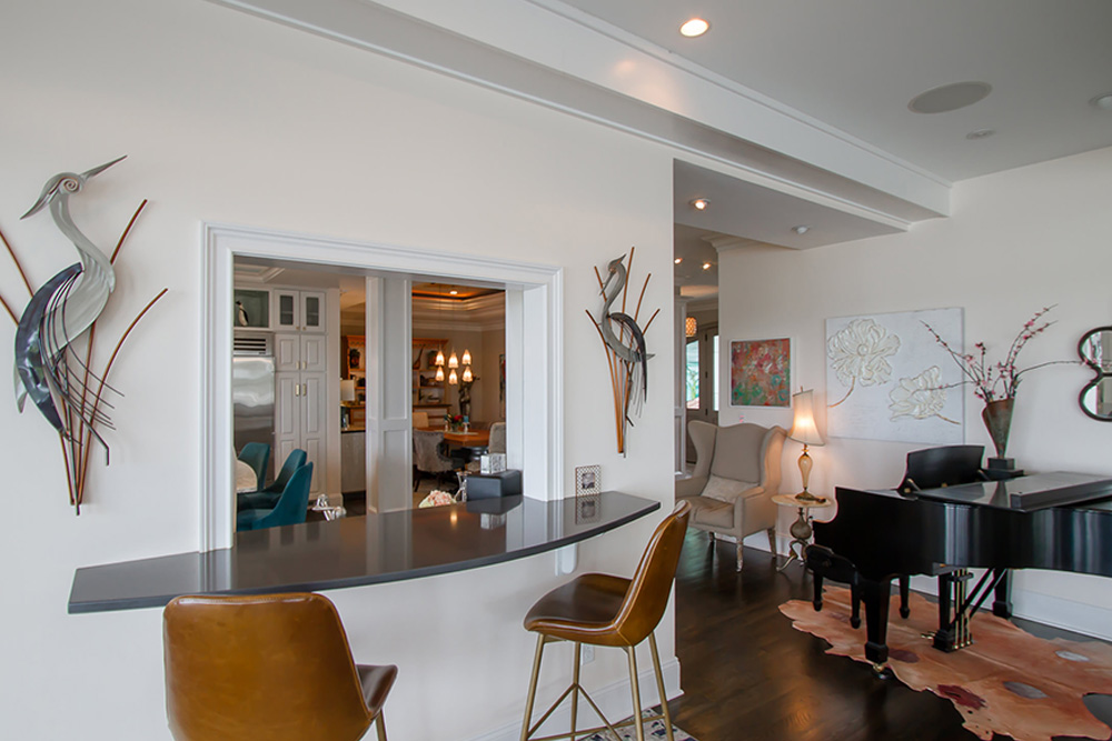 Inlet View Wet Bar